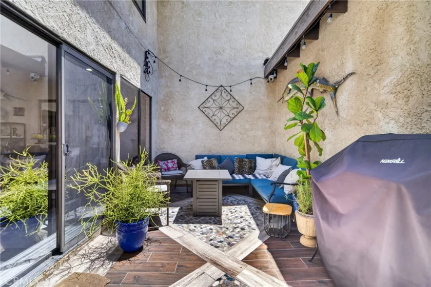 8235 Mason Avenue #C photo 12