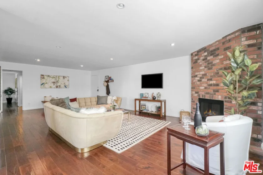 11337 Nebraska Avenue #201 photo 1
