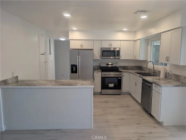 611 S Palm #F photo 5