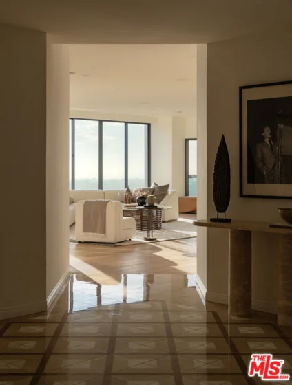 10724 Wilshire Boulevard #1501 photo 3