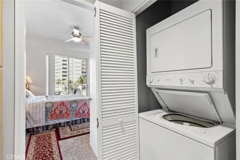 388 E Ocean Boulevard #709 photo 17