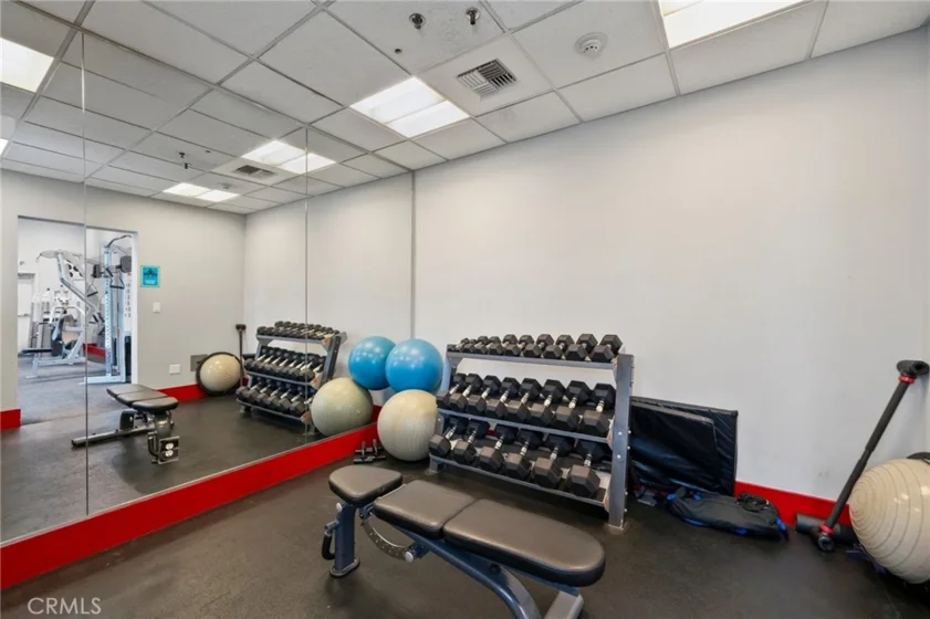 645 W 9th Street #424 photo 21