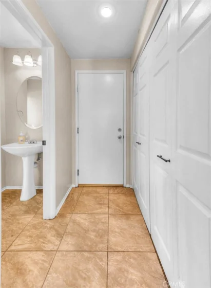 523 Towergrove photo 18