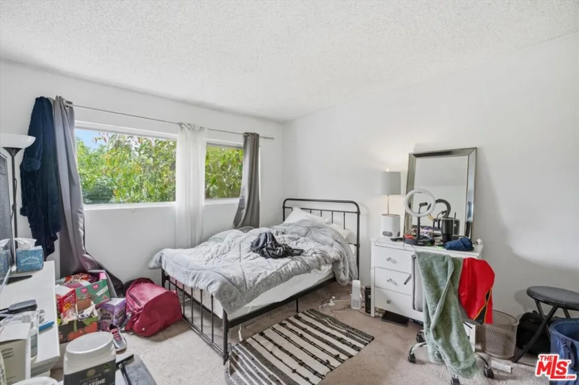 12940 Riverside Drive #201 photo 10