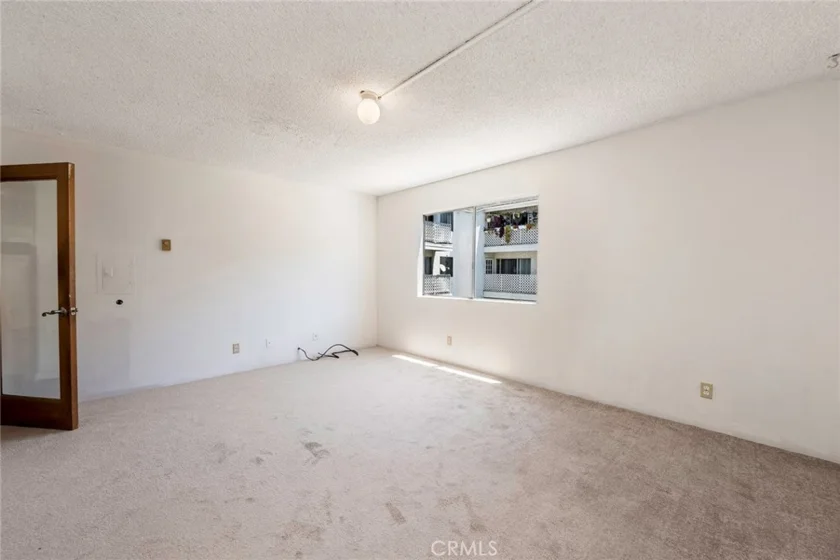 3565 Linden #208 photo 11