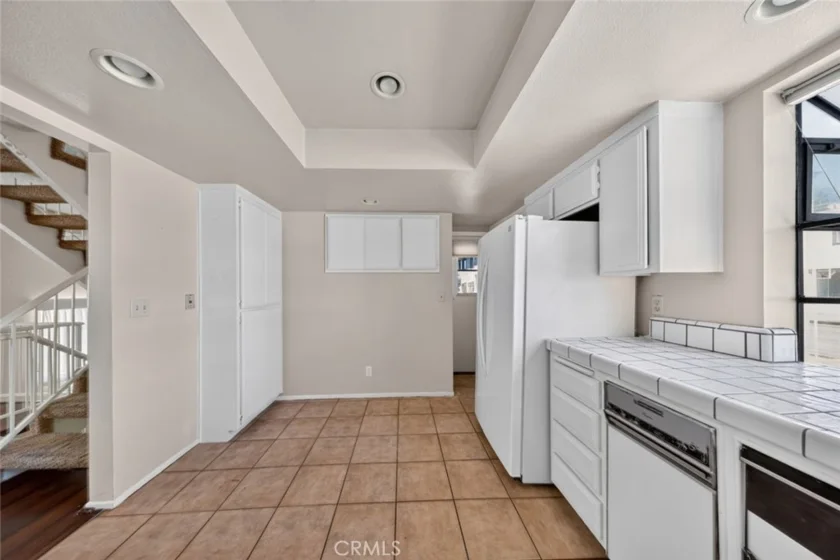 7650 Topanga Canyon Boulevard #9 photo 17