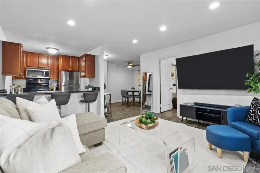 4860 Rolando Court #Unit 2 photo 14