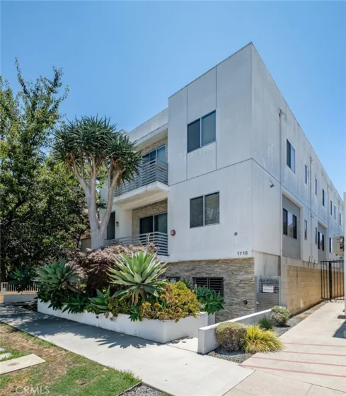 1715 Armacost Avenue #2 photo 2
