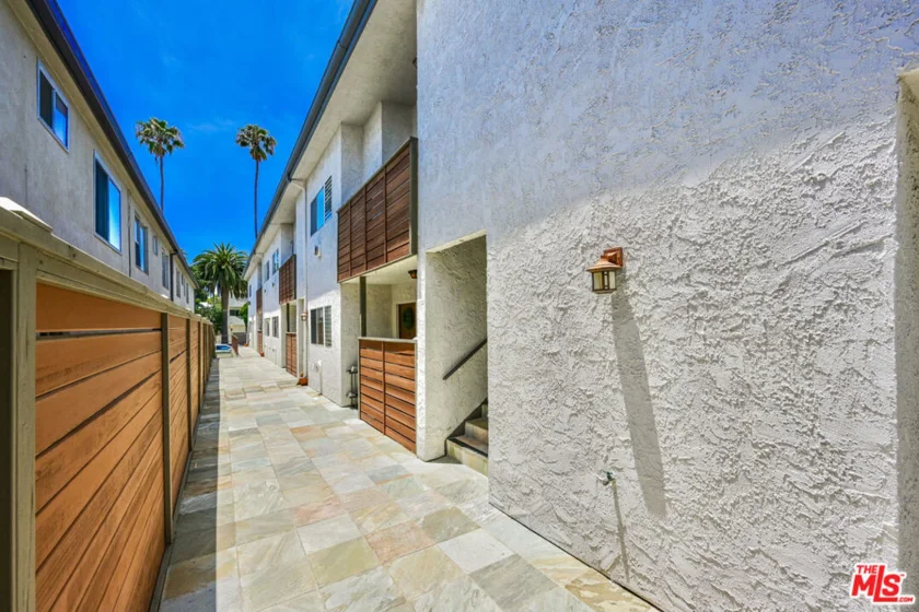 1043 12th Street #9 photo 14