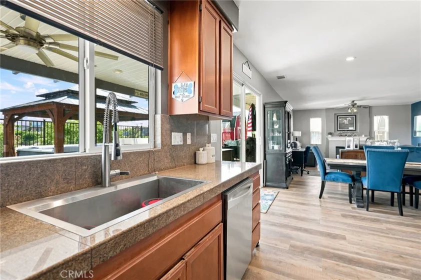 23682 Saratoga Springs photo 11