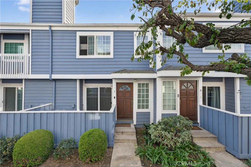 107 W Spring #C photo 23