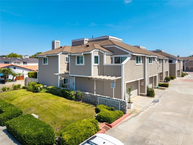 5588 Orange Avenue photo 58