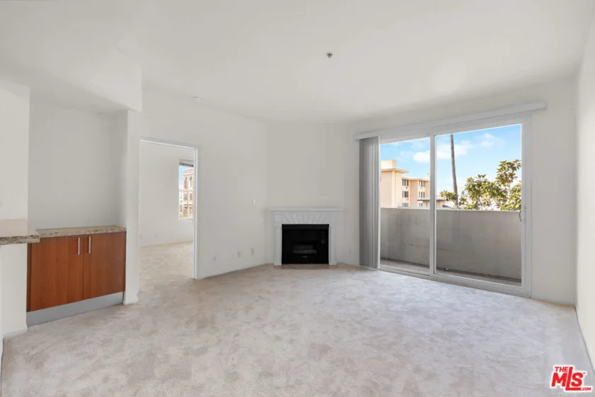 620 S Gramercy Place #301 photo 8