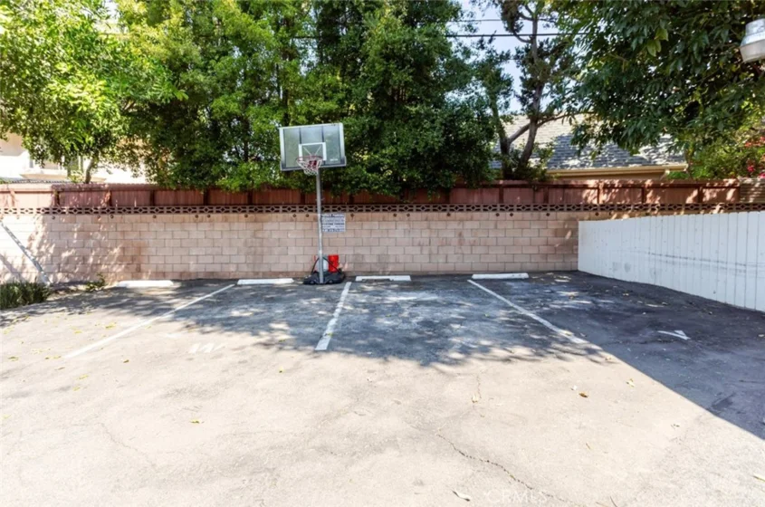 16733 Parthenia Street #5 photo 15