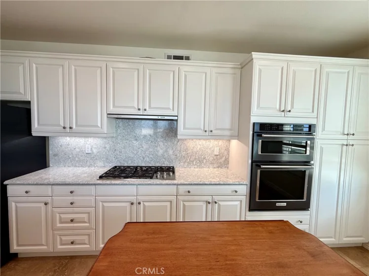 1000 E Ocean Boulevard #416 photo 6