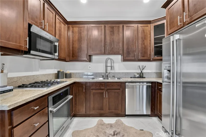 4424 Whitsett Avenue #303 photo 14