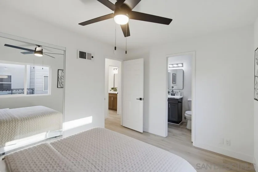 2909 Keats Street #11 photo 4