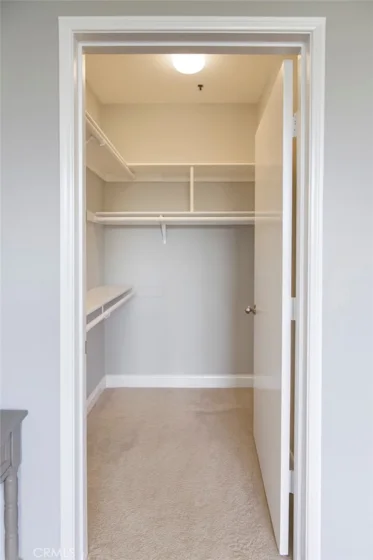 5350 White Oak Avenue #105 photo 23