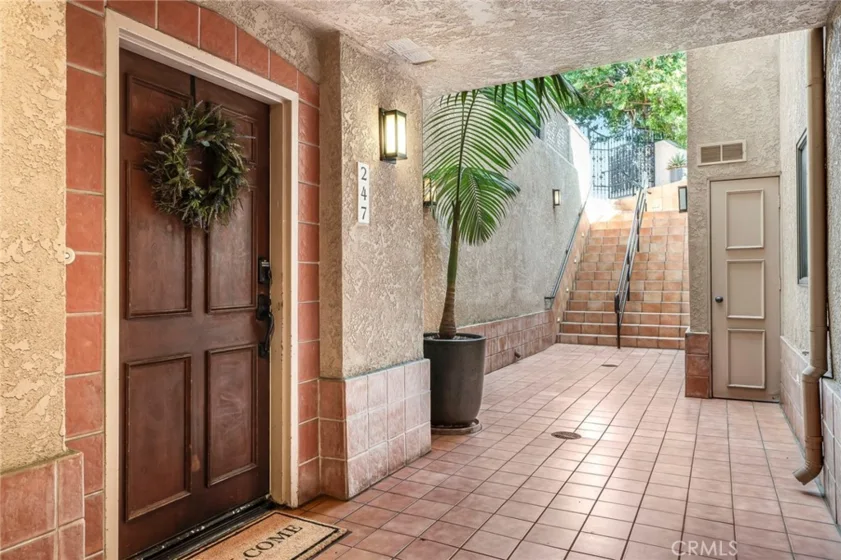 247 Calliope Street photo 20