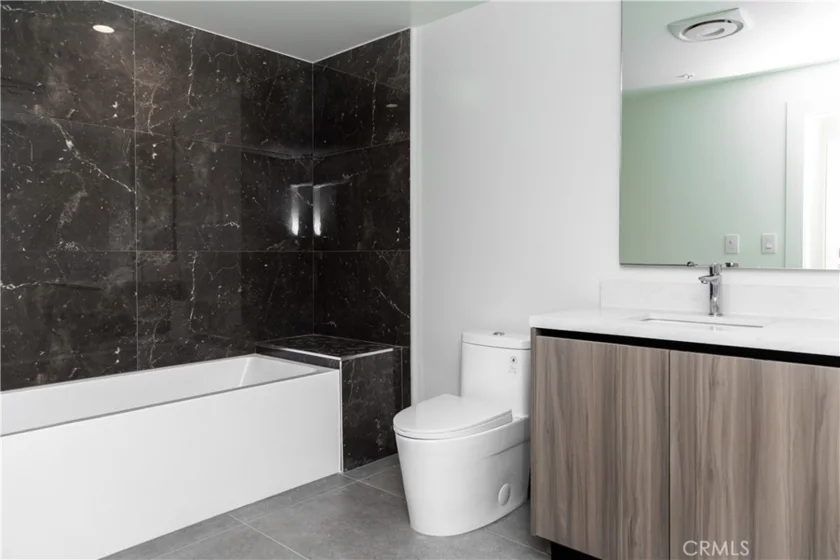 39 S Los Robles Avenue #3006 photo 22