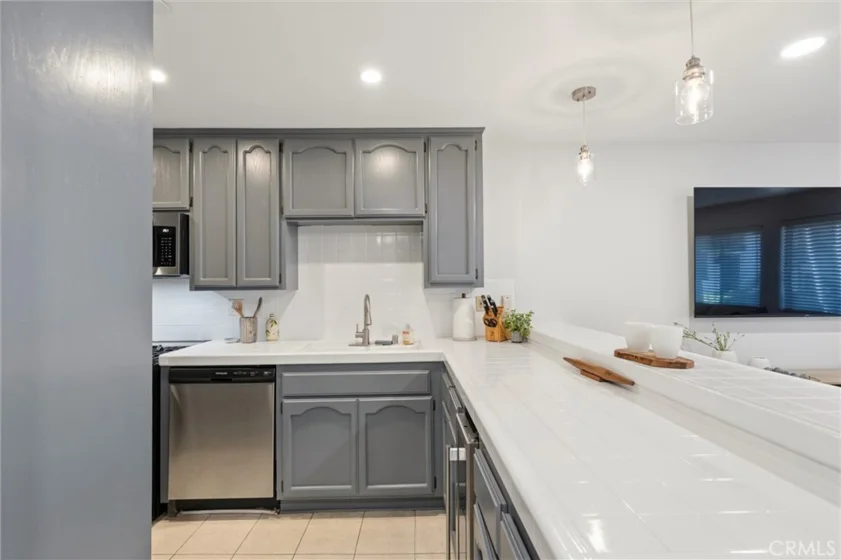 17200 Newhope #204 photo 16