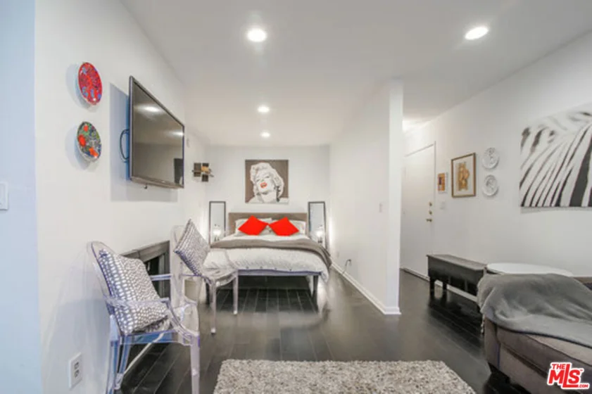 11645 Montana Avenue #110 photo 1
