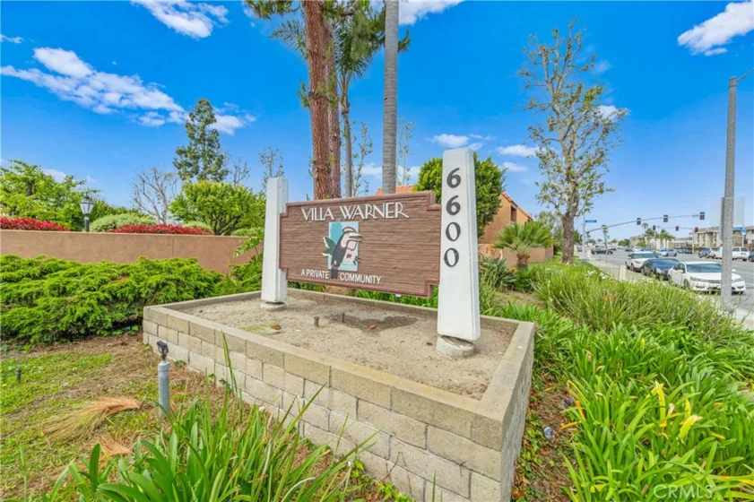 6600 Warner #182 photo 1