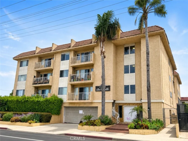 1311 S Grand Avenue #18 photo 1