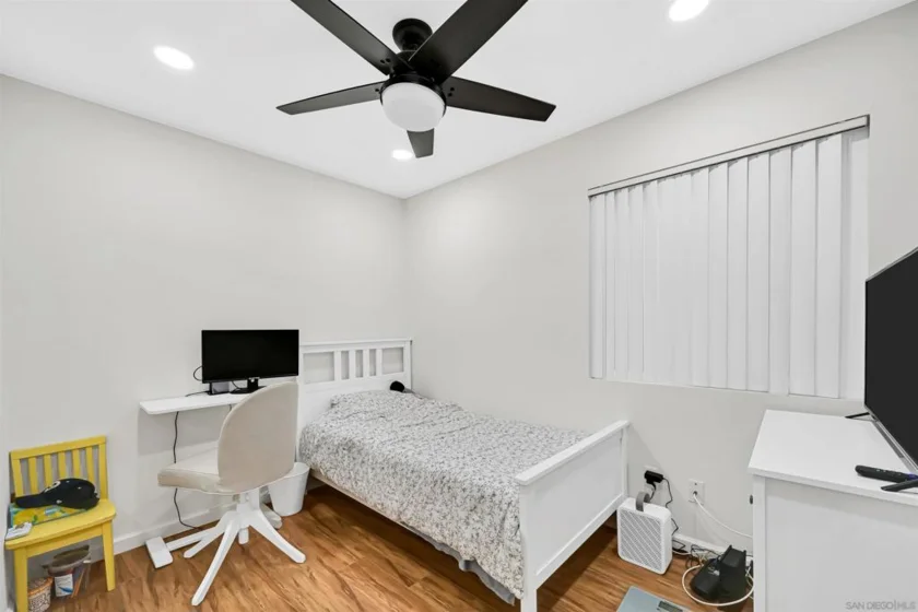 17195 W Bernardo Drive #101 photo 24