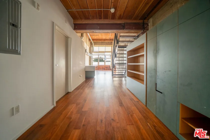 530 S Hewitt Street #147 photo 11