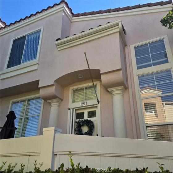 1071 S Volterra photo 3