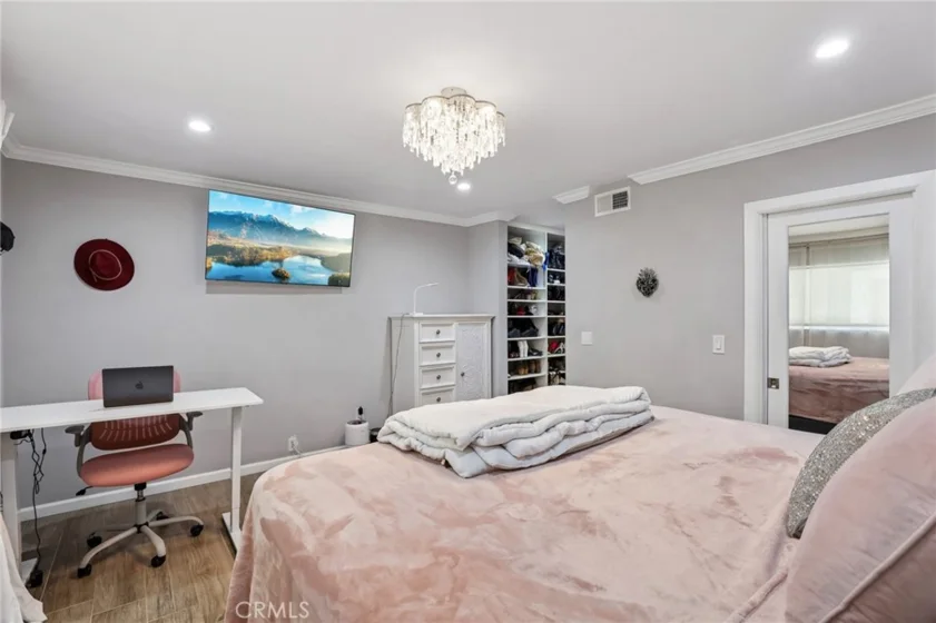 1221 N Kings #203 photo 18