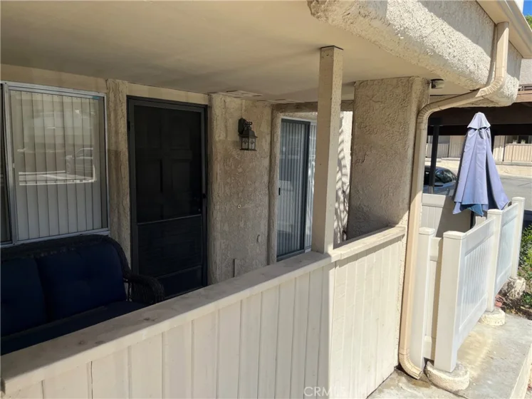 25652 Rimgate photo 14