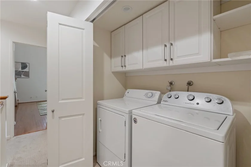 10933 Wellworth Avenue #10 photo 25