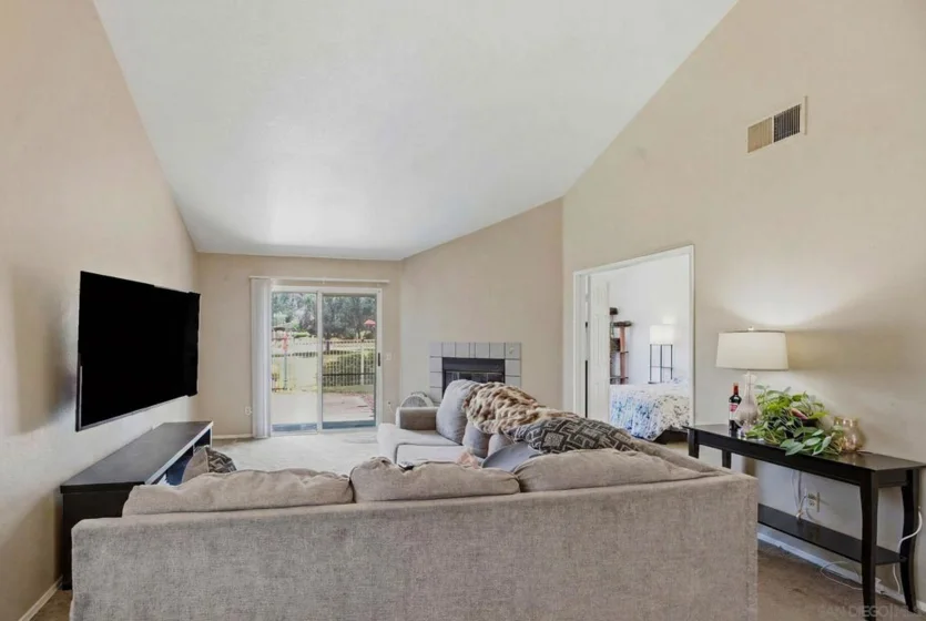 29402 Circle R Greens Drive photo 8