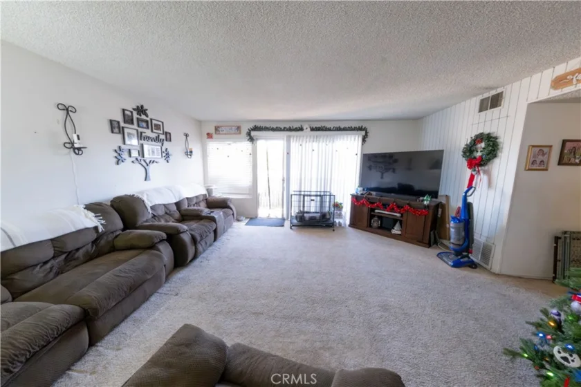 5700 Etiwanda Avenue #149 photo 8