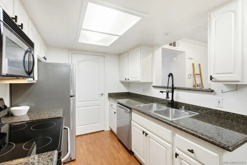 12015 Alta Carmel Court #302 photo 4