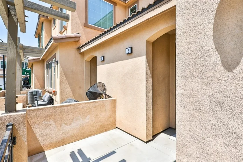 16048 Lasselle Street #2 photo 6