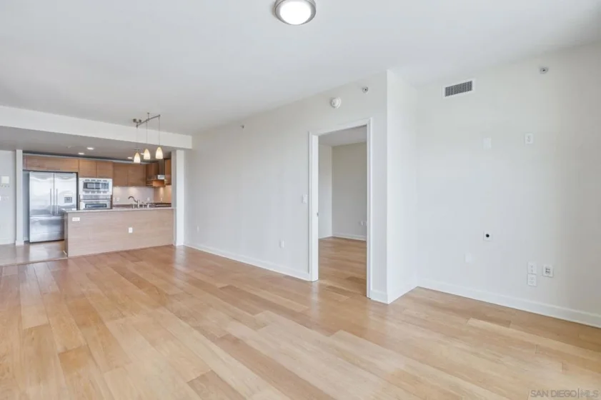 1431 Pacific Highway #411 photo 5