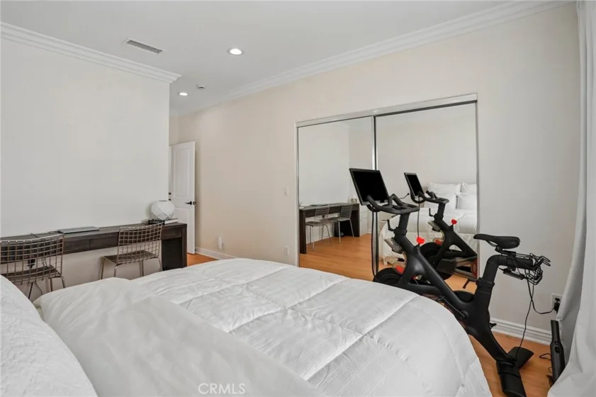 1536 Hi Point Street photo 17