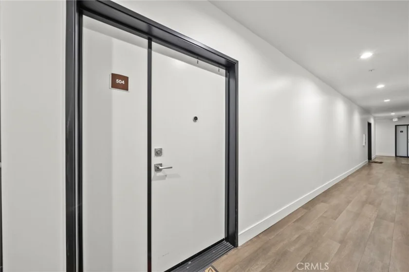 900 S Kenmore Avenue #504 photo 15