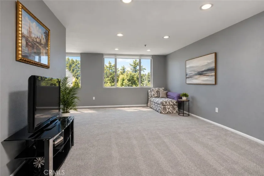 4501 Cedros Avenue #239 photo 26