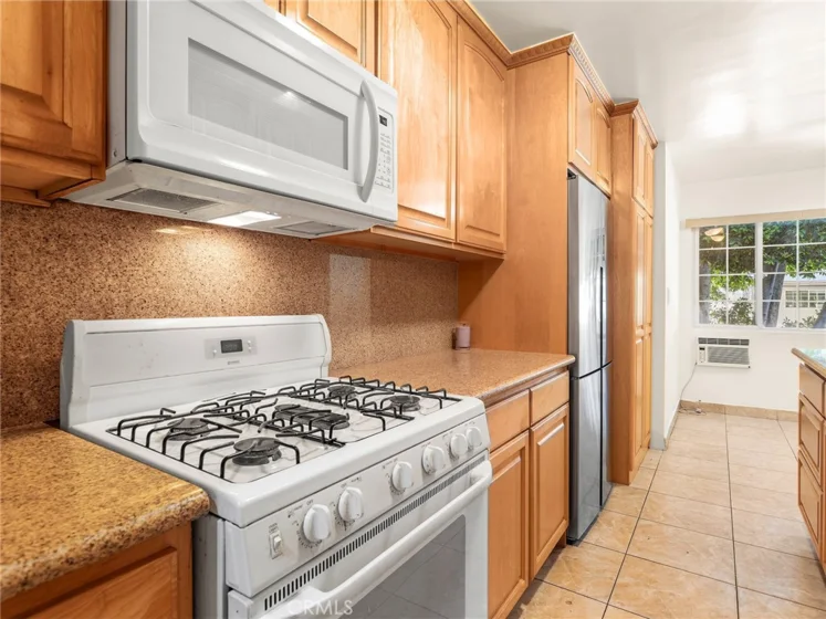 6904 Radford Avenue #7 photo 4
