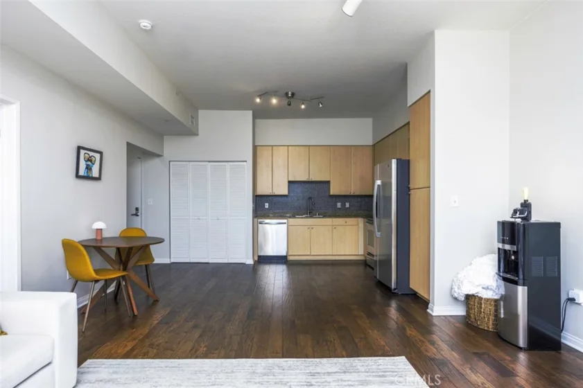 388 E Ocean Boulevard #1415 photo 9