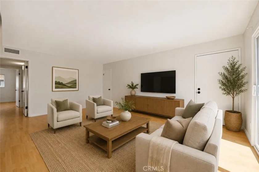 5055 Coldwater Canyon Avenue #105 photo 1