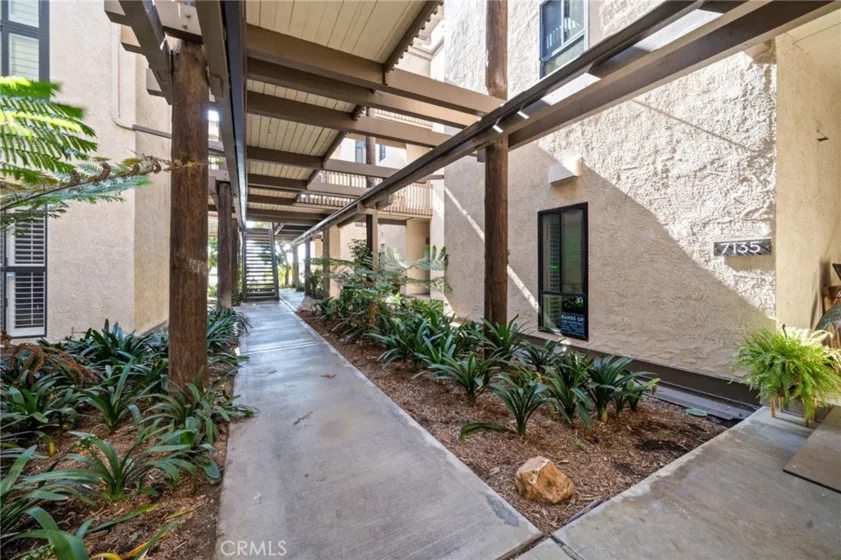 7139 S Marina Pacifica Drive #Key 8 photo 7