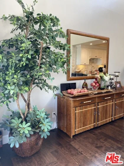 4460 Wilshire Boulevard #701 photo 12