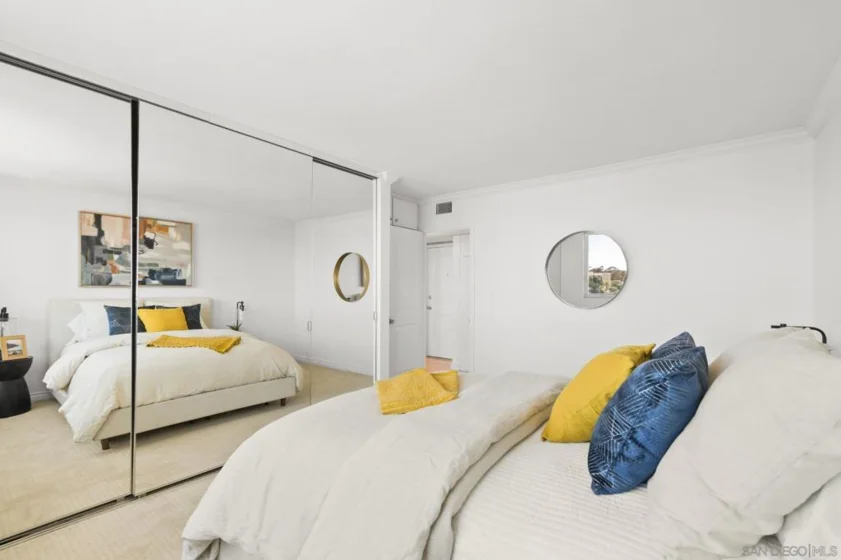 1907 Robinson Avenue #304 photo 9