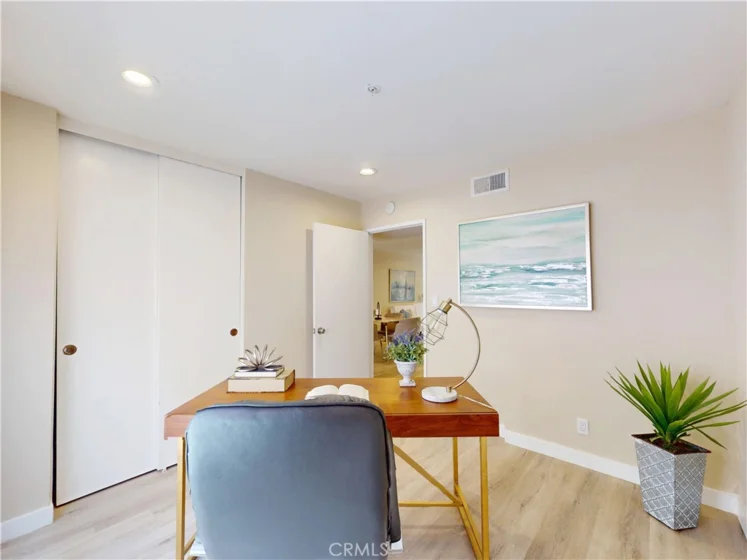 105 S Marguerita Avenue #C photo 16