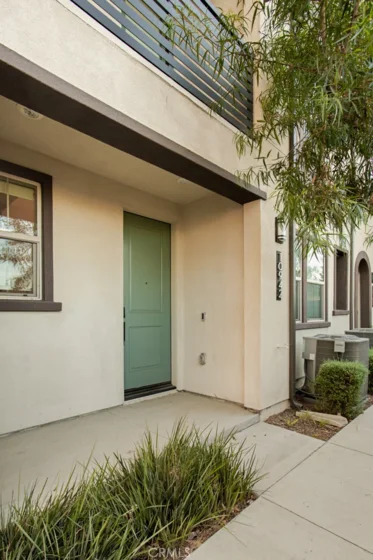 10942 Champions Lane photo 4